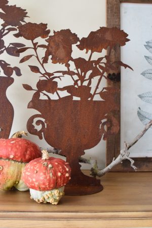 Amphore Vase mit Blumen Rostblumen Blumendeko Rostdeko Dekoidee im Mrs Greenery Shop bestellen kaufen