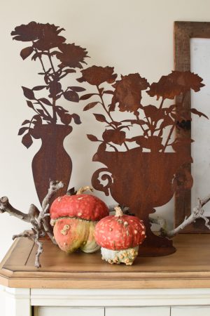 Amphore Vase mit Blumen Rostblumen Blumendeko Rostdeko Dekoidee im Mrs Greenery Shop bestellen kaufen