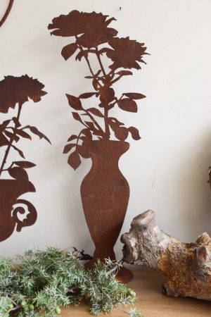 Amphore Vase mit Blumen Rostblumen Blumendeko Rostdeko Dekoidee im Mrs Greenery Shop bestellen kaufen