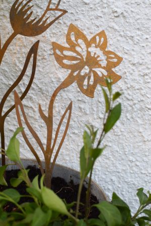 Metallstecker Blumenstecker rostig Dekostecker Blumen Rost für deine Deko im Blumentopf und Beet im Mrs Greenery Shop bestellen kaufen