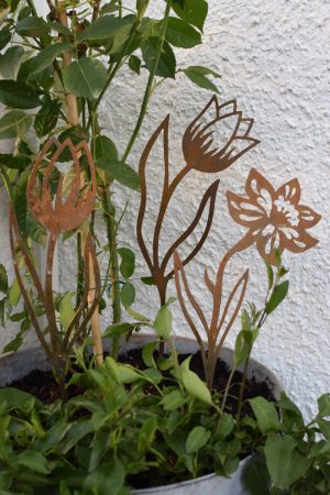 Metallstecker Blumenstecker rostig Dekostecker Blumen Rost für deine Deko im Blumentopf und Beet im Mrs Greenery Shop bestellen kaufen