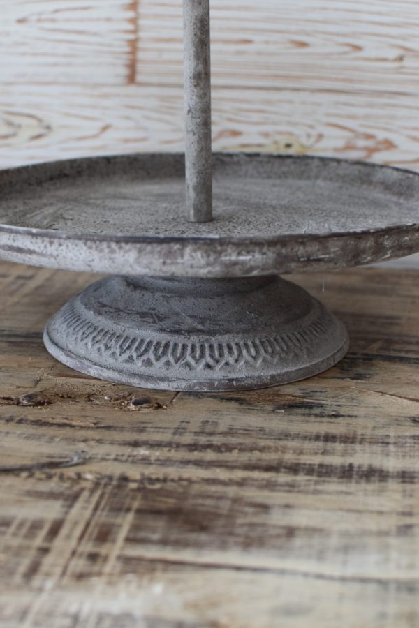 Deko Etagere für deine Dekoideen oder zum Servieren. Metalldeko Etagere 2 Lagen. Mrs Greenery Shop
