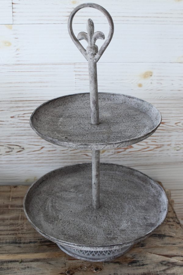 Deko Etagere für deine Dekoideen oder zum Servieren. Metalldeko Etagere 2 Lagen. Mrs Greenery Shop