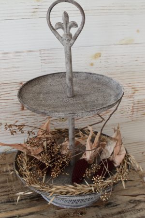 Deko Etagere für deine Dekoideen oder zum Servieren. Metalldeko Etagere 2 Lagen. Mrs Greenery Shop