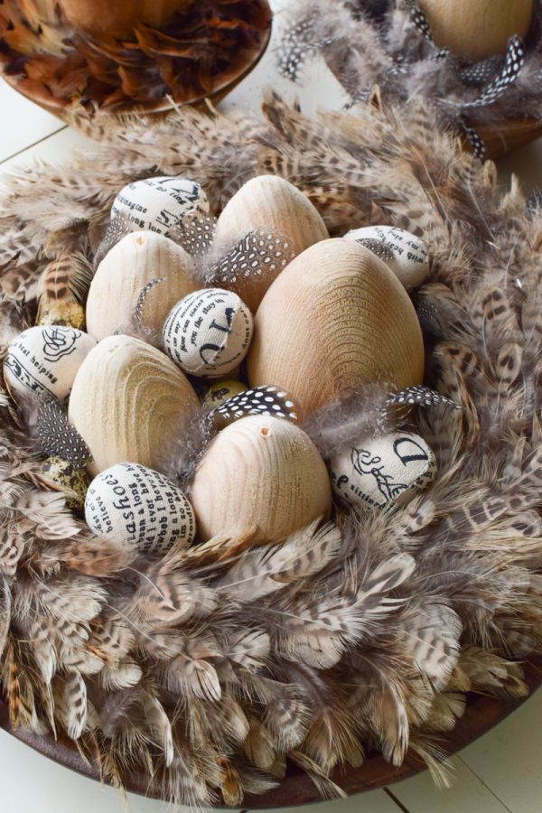 Federkranz braun hell Kranz fertig gebunden Kränze dekorieren Dekoidee Osterdeko Osterkranz im Mrs Greenery Shop bestellen kaufen