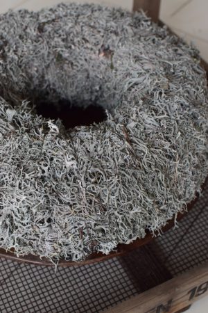 Flechtenkranz groß: 40 cm Durchmesser. Fertigkranz. Kranz aus Flechten gebunden. Winterkranz Fertigkranz Kränze im Mrs Greenery Shop bestellen