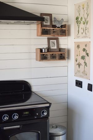 Hängekästchen Hängekasten Vintage Holzregal Küche Diele zur Aufbewahrung Dekoidee Deko Regal im Mrs Greenery Shop bestellen