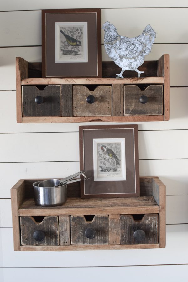 Hängekästchen Hängekasten Vintage Holzregal Küche Diele zur Aufbewahrung Dekoidee Deko Regal im Mrs Greenery Shop bestellen