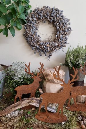 Herbstdeko Weihnachtsdeko Rostdeko Rosthirsch Metalldeko Hirsch Dekoidee Kranz Kränze herbstlich dekorieren im Mrs Greenery Shop bestellen kaufen