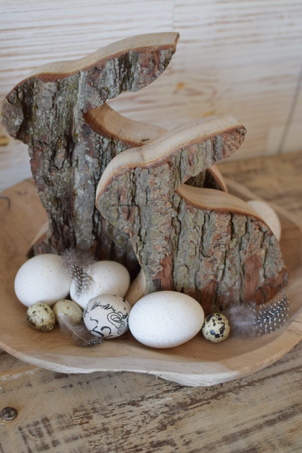 Hase Holzhase Osterhase Vollholz Rinde Rindenhase unbehandelt naturhase dekohase handarbeit osterdeko deko dekoidee holzdeko naturdeko im Mrs Greenery Shop bestellen kaufen