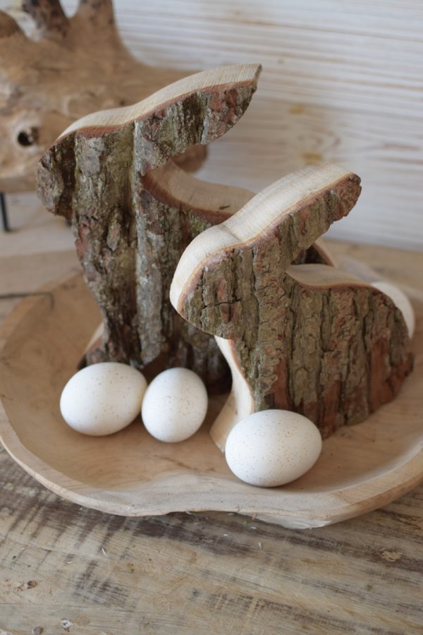 Hase Holzhase Osterhase Vollholz Rinde Rindenhase unbehandelt naturhase dekohase handarbeit osterdeko deko dekoidee holzdeko naturdeko im Mrs Greenery Shop bestellen kaufen