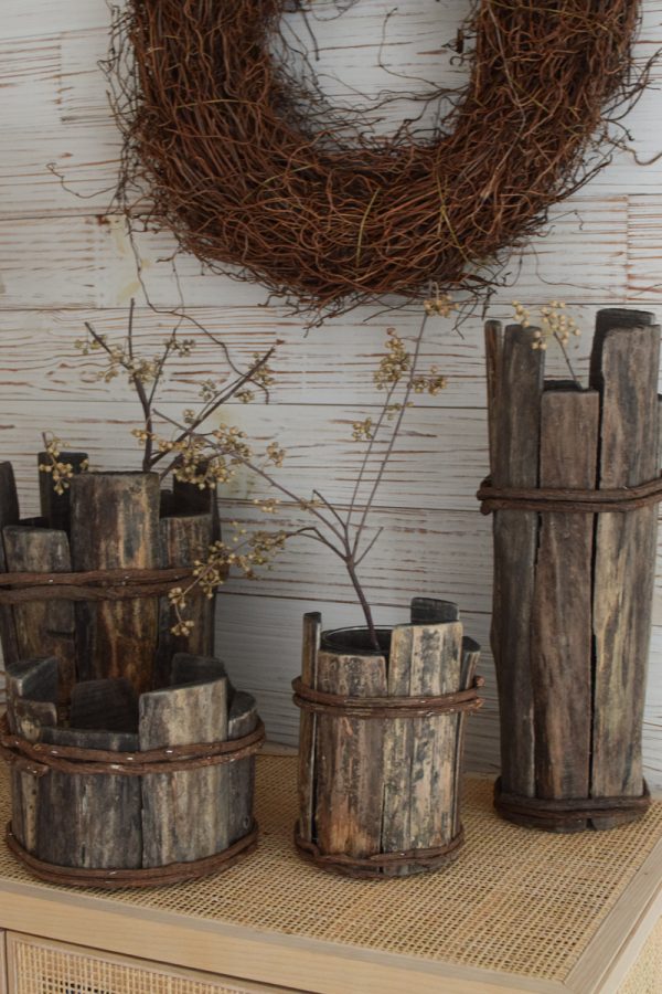 Holz Vase Übertopf aus Holz Treibholz Naturtopf Schale Vase Farnwurzelkranz fertig gebunden aus Farnwurzeln Fertigkranz Kranz Kränze Naturkranz im Mrs Greenery Shop bestellen