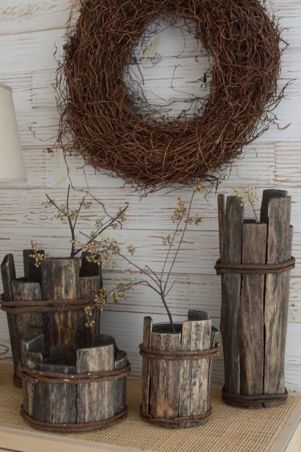 Holz Vase Übertopf aus Holz Treibholz Naturtopf Schale Vase Farnwurzelkranz fertig gebunden aus Farnwurzeln Fertigkranz Kranz Kränze Naturkranz im Mrs Greenery Shop bestellen