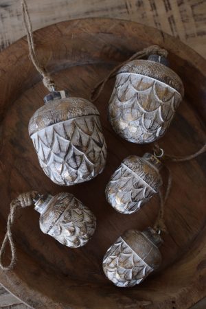 Holz Anhänger Eichel Holzeichel Aufhänger Hänger Weihnachtsanhänger Holzdeko Advent Weihnachten natürliche Weihnachtsdeko im Mrs Greenery Shop bestellen