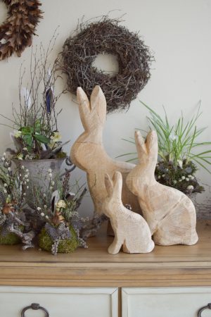 Hase Holzhase Osterhase Vollholz Pappel Pappelholz Pappelhase naturhase dekohase handarbeit osterdeko deko natur dekoidee holzdeko naturdeko im Mrs Greenery Shop bestellen kaufen