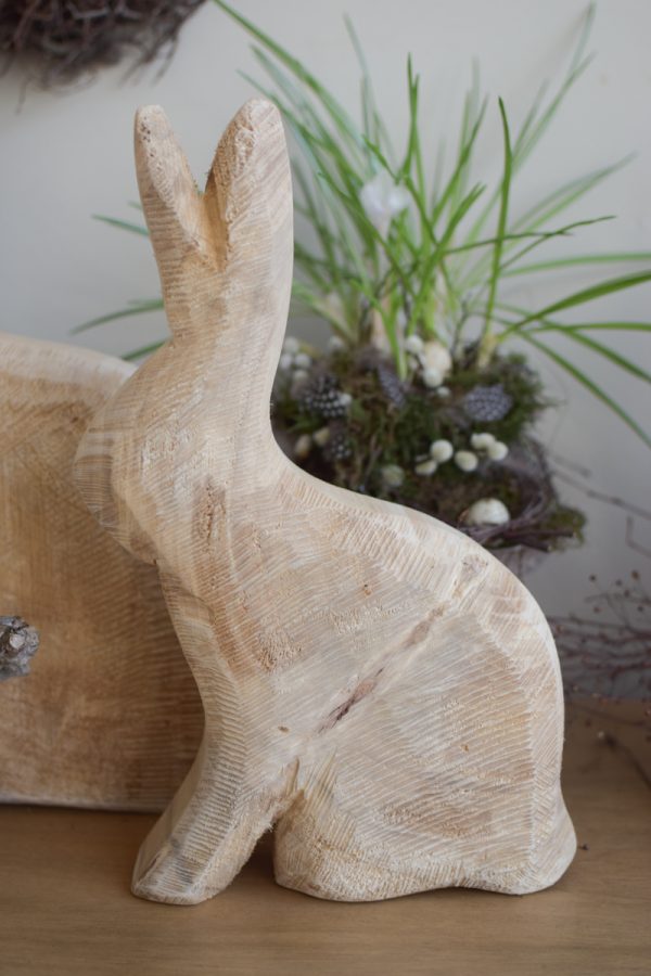 Hase Holzhase Osterhase Vollholz Pappel Pappelholz Pappelhase naturhase dekohase handarbeit osterdeko deko natur dekoidee holzdeko naturdeko im Mrs Greenery Shop bestellen kaufen
