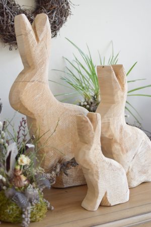 Hase Holzhase Osterhase Vollholz Pappel Pappelholz Pappelhase naturhase dekohase handarbeit osterdeko deko natur dekoidee holzdeko naturdeko im Mrs Greenery Shop bestellen kaufen