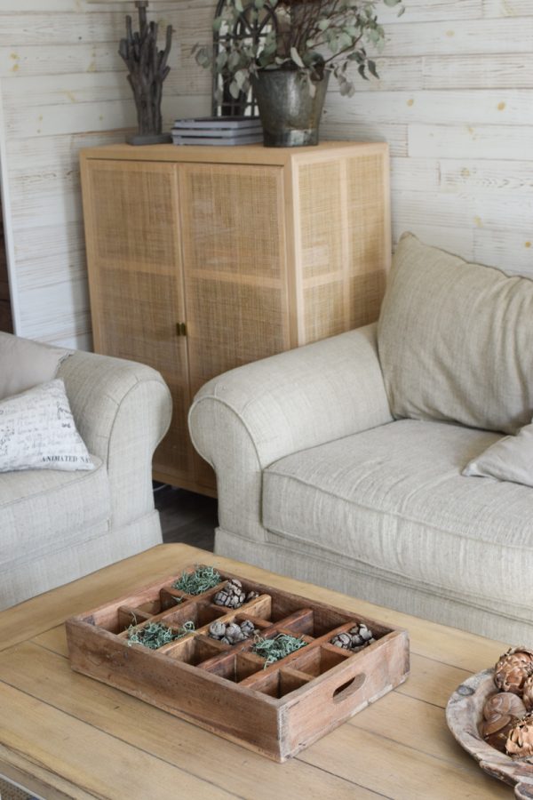 Holztablett Tablett Getränkekiste mit Einsatz. Dekokiste Holzkiste Kiste Holz zur Aufbewahrung im Mrs Greenery Shop bestellen