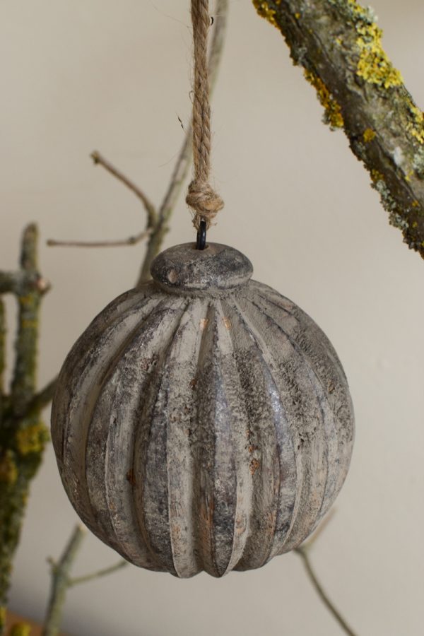 Holz Anhänger Kugel Holzkugel Weihnachtskugel Eichel Holzeichel Aufhänger Hänger Weihnachtsanhänger Holzdeko Advent Weihnachten natürliche Weihnachtsdeko im Mrs Greenery Shop bestellen