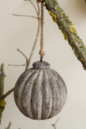Holz Anhänger Kugel Holzkugel Weihnachtskugel Eichel Holzeichel Aufhänger Hänger Weihnachtsanhänger Holzdeko Advent Weihnachten natürliche Weihnachtsdeko im Mrs Greenery Shop bestellen