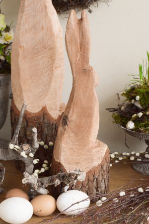 Hase Holzhase Osterhase Vollholz saegekunst unbehandelt naturhase dekohase handarbeit osterdeko deko dekoidee holzdeko naturdeko im Mrs Greenery Shop bestellen kaufen