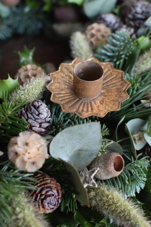Kerzenhalter für deinen Adventskranz im Antik-Look in Vintage Gold für Stabkerzen. Advent Weihnachten Adventsdeko Adventskranz Kerze