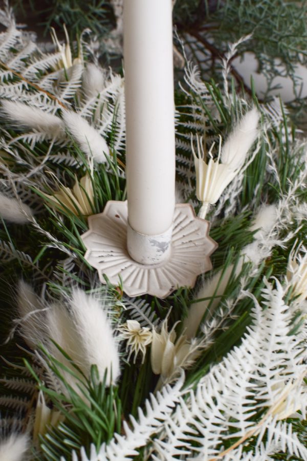 Kerzenhalter Stabkerzen Kerze weiß Adventskranz Kerzenständer Metalldeko antik vintage Metalldeko Weihnachtsdeko Adventsdeko im Mrs Greenery Shop bestellen kaufen