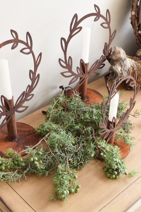 Kerzenhalter Kerzenständer Lorbeerkranz Weihnachtdeko Fensterdeko Rostdeko Dekoidee im Mrs Greenery Shop bestellen kaufen