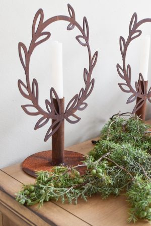 Kerzenhalter Kerzenständer Lorbeerkranz Weihnachtdeko Fensterdeko Rostdeko Dekoidee im Mrs Greenery Shop bestellen kaufen