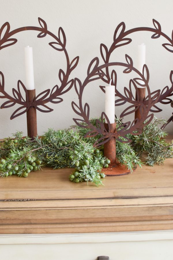 Kerzenhalter Kerzenständer Lorbeerkranz Weihnachtdeko Fensterdeko Rostdeko Dekoidee im Mrs Greenery Shop bestellen kaufen