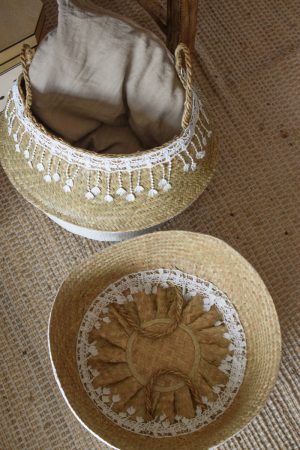Korb mit Spitzenborte. Seegras Seegraskorb Dekokorb Aufbewahrungskorb Naturdeko Kreativ jetzt im Mrs Greenery Shop bestellen kaufen
