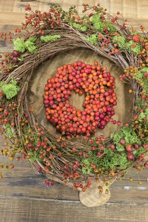 Kranz Früchtekranz Beerenkranz grün rot Herbstkranz Kränze im Mrs greenery shop bestellen kaufen