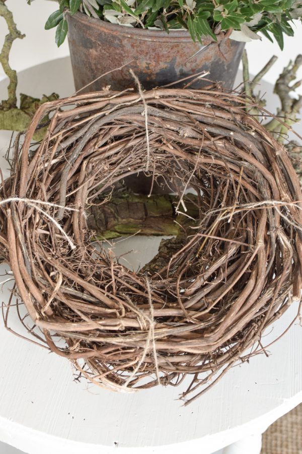Kranz aus Hopfenzweigen. Kränze Naturkranz Naturkränze aus Zweigen im Mrs Greenery Shop bestellen