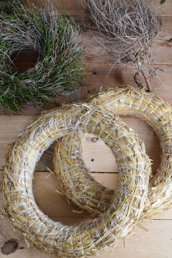 Strohkranz 30x6 cm kaufen und kreativ sein. Kranz Kränze Strohrömer bestellen