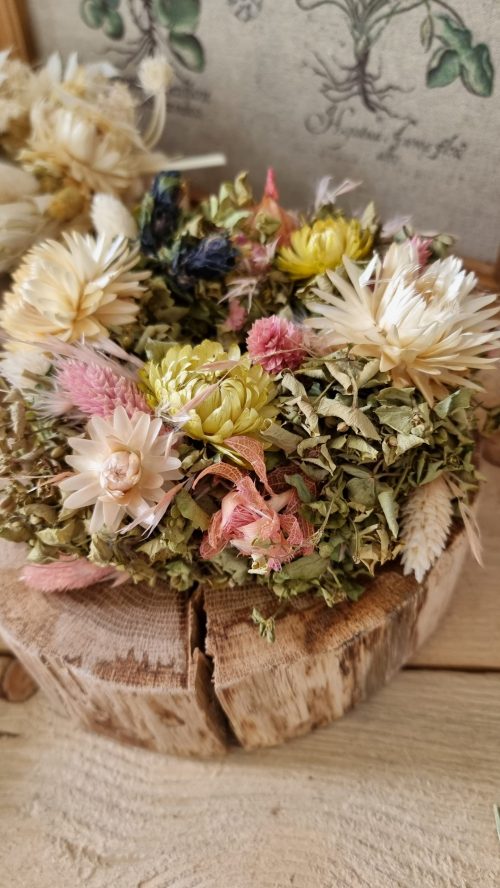 Kranz Kränze Mini-Kränze Trockenblumen getrocknete Blüten Trockenblumenkranz weiss pastell im Mrs Greenery Shop bestellen kaufen