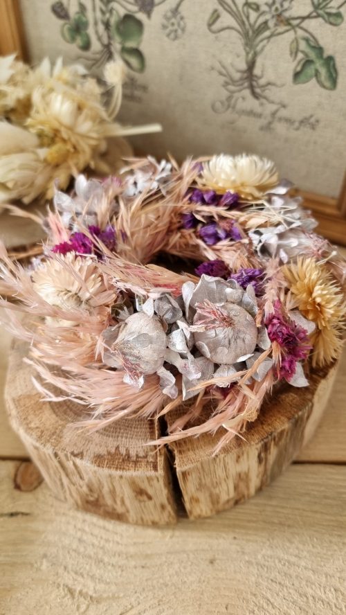 Kranz Kränze Mini-Kränze Trockenblumen getrocknete Blüten Trockenblumenkranz weiss pastell im Mrs Greenery Shop bestellen kaufen