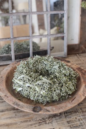 Eukalyptuskranz Früchtekranz Eukalyptusfrüchte gewachst Wachskranz Kranz Kränze fertig gebunden Fertigkranz im Mrs Greenery Shop bestellen