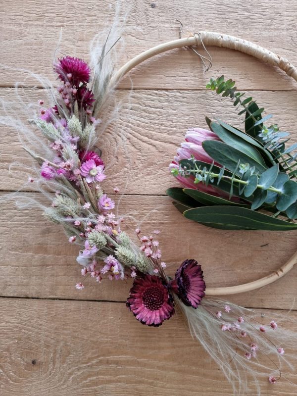 Loop Kranz binden mit Trockenblumen: Online Workshop inkl. Material Kränze selber machen aus getrockneten Blumen. Trockenblumenkranz, Kränze selbermachen Anleitung Loopkranz DIY Selberbinden selbermachen