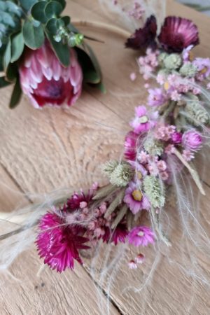 Loop Kranz binden mit Trockenblumen: Online Workshop inkl. Material Kränze selber machen aus getrockneten Blumen. Trockenblumenkranz, Kränze selbermachen Anleitung Loopkranz DIY Selberbinden selbermachen