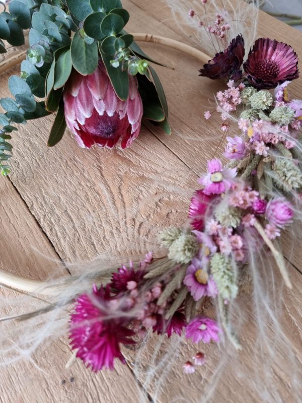 Loop Kranz binden mit Trockenblumen: Online Workshop inkl. Material Kränze selber machen aus getrockneten Blumen. Trockenblumenkranz, Kränze selbermachen Anleitung Loopkranz DIY Selberbinden selbermachen