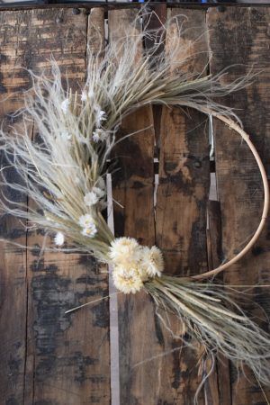 Loop Kranz binden mit Trockenblumen: Online Workshop inkl. Material Kränze selber machen aus getrockneten Blumen. Trockenblumenkranz, Kränze selbermachen Anleitung Loopkranz DIY Selberbinden selbermachen