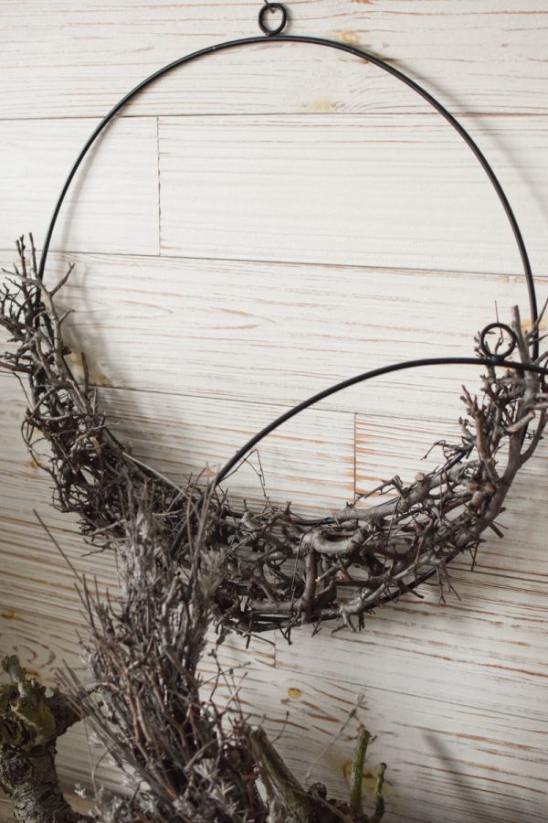 Loop Loopring mit Trockenblumen. Wilder Bonsai Bonsaiblätter getrocknet Ring zum HHängen Trockenblumen im Mrs Greenery Shop bestellen kaufen Naturdeko kreativ