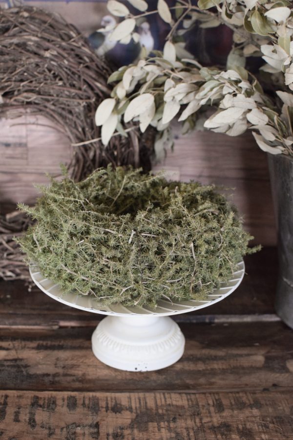 Metall Tablett creme weiß antik-look. Dekotablett Etagere Dekoidee Deko im Mrs Greenery Shop bestellen