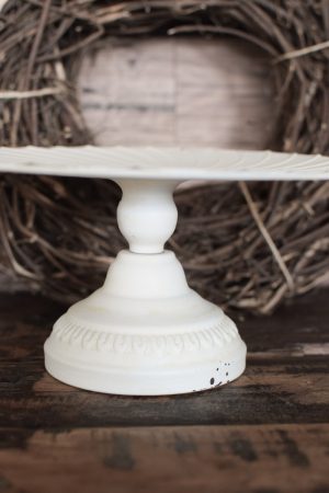 Metall Tablett creme weiß antik-look. Dekotablett Etagere Dekoidee Deko im Mrs Greenery Shop bestellen