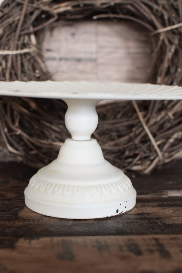 Metall Tablett creme weiß antik-look. Dekotablett Etagere Dekoidee Deko im Mrs Greenery Shop bestellen