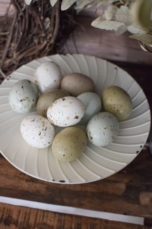 Metall Tablett creme weiß antik-look. Dekotablett Etagere Dekoidee Deko im Mrs Greenery Shop bestellen