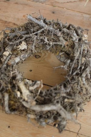 Mooskranz mit Bonsaiholz Holz Fertigkranz Kranz gebunden Naturdeko