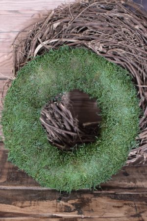 Mooskranz grün gefärbt Kranz Kränze fertig gebunden 30 cm. Im Mrs Greenery Shop bestellen