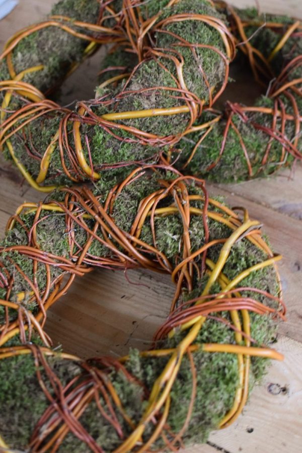 Mooskranz mit Weide Fertigkranz Kranz Osterkranz Dekokranz fertig gebunden