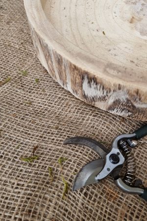 Holztablett natur Baumscheibe Tablett Dekotablett natürlich dekorieren Dekoidee im Mrs Greenery Shop bestellen kaufen